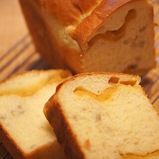 素朴さにほっこり！焼きいもあんとごぼうのブレッド